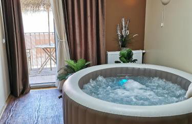 Jacuzzi studio apartman Mare's - Foto 2