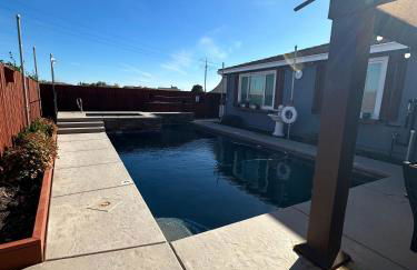 Amazing Lincoln Home with Pool and Hot Tub - Foto 24