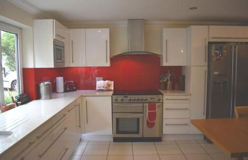 Modern home in historic market town near airport - Foto 2