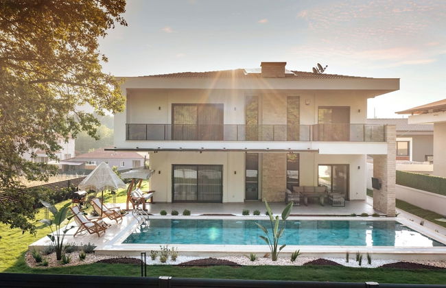 Spacious 4BR Villa Perfect for Families & Friends - Foto 18