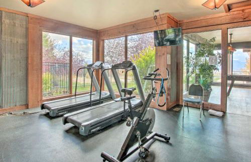 Scenic Eden Gem with Hot Tub about 6 Mi to Ski Area - Foto 40