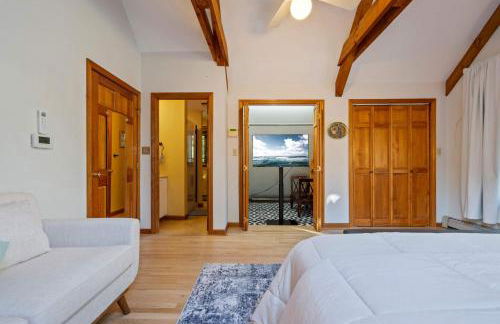 The House on Cranberry - For 8 - Photo 22