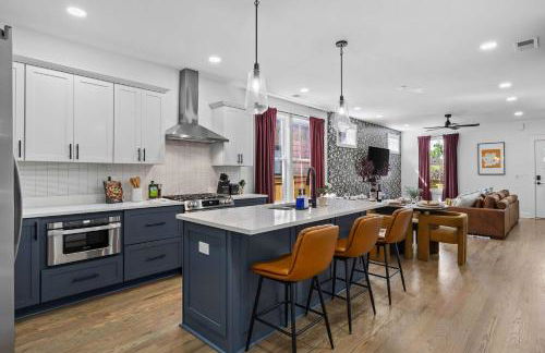 The Morrison - Karaoke Theater Backyard Oasis - Foto 42