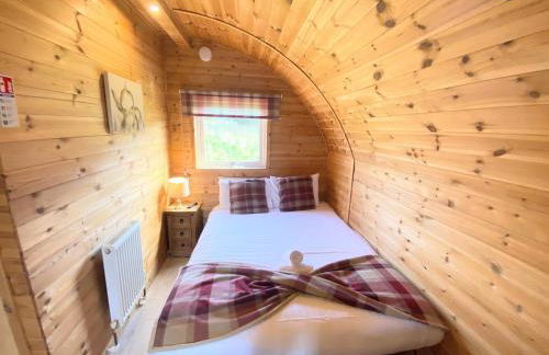 Pond View Pod 1 with Outdoor Hot Tub - Fife - Loch Leven - Lomond Hills - Photo 9