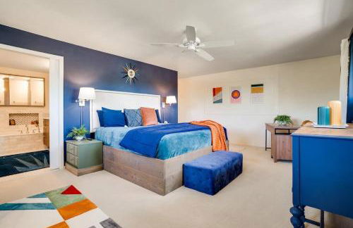 Mid-Century Mod - 7 BR Sleeps 22 - Hot Tub & Game Room - Foto 29