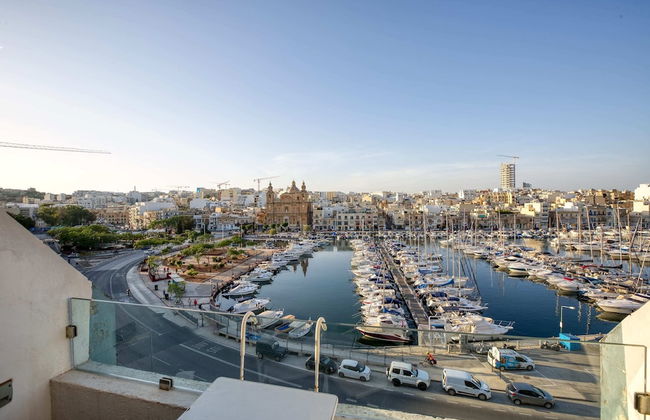 Seafront Apartment - Foto 26