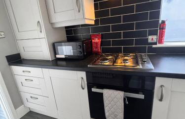Central Near Hospital 2 Bedroom - Sleeps 4 - Self Check In - Fully Furnished - Foto 11