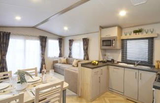Elegant 2 Bed 1 and Half Bath Caravan in Holiday Resort Village - Photo 1