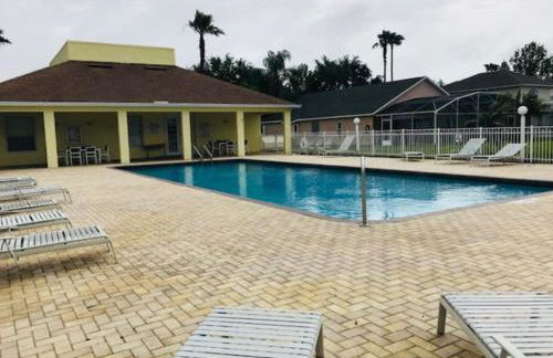 Queenie's Palace - Photo 27