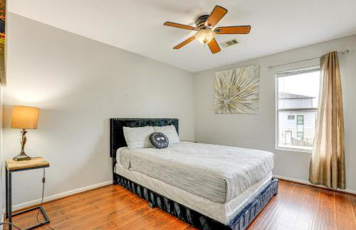 Covered Patio and Yard Family Home in Katy - Foto 20