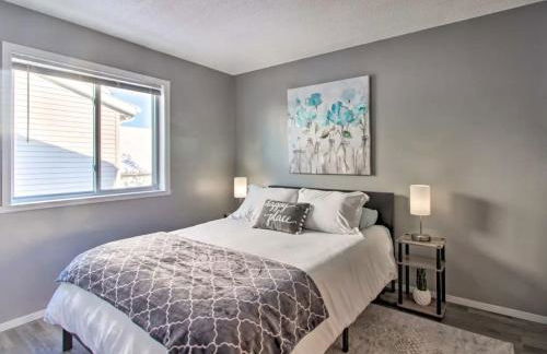 Welcoming West Fargo Retreat w Backyard - Foto 14