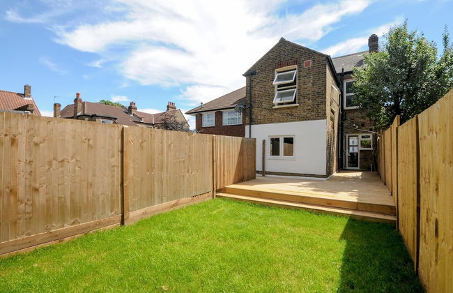 Charming 5 Star 3 Bed London Flat, Garden, Parking - Foto 12