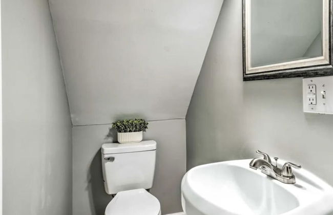 Urban Chic Townhome Near Downtown - Foto 35