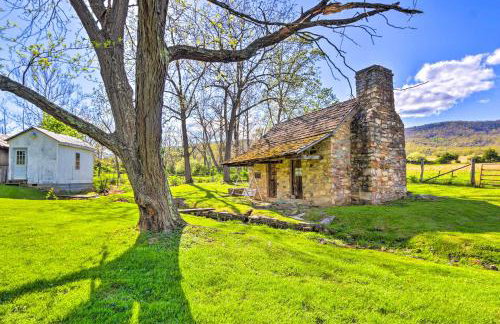Historic Hammond House with Wine Country View! - Foto 27