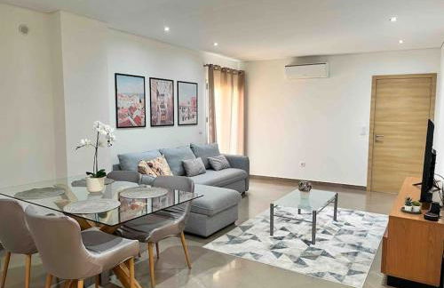 Fatima Experience 50 metros do Santuário de Fátima - Foto 1