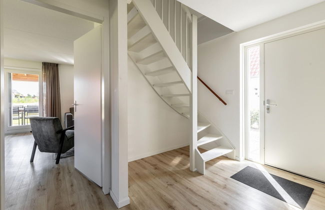 Holiday Home in Scherpenisse Near Oosterschelde - Photo 3