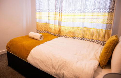 Conyngham Villa, Luxury Detached House, 6 Beds, 4BR,Large garden, Parking - Sleeps 8 - Foto 66