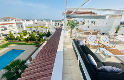 Fortuna Penthouse with roof terrace, AC and pool - Photo 34