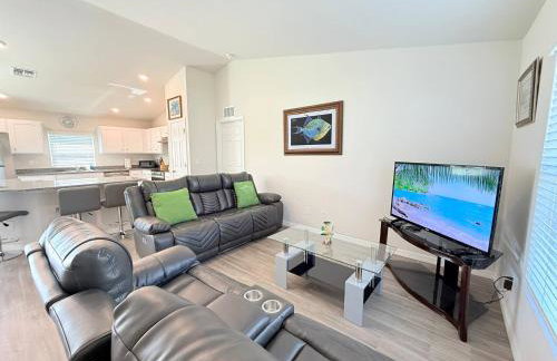 New 4-Bedroom Home – Perfect for Your Stay! - Foto 3