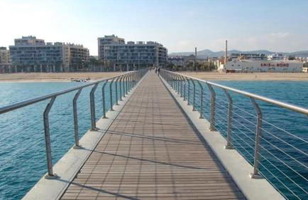 Great apartment with a pool on the beach in Barcelona - Photo 35