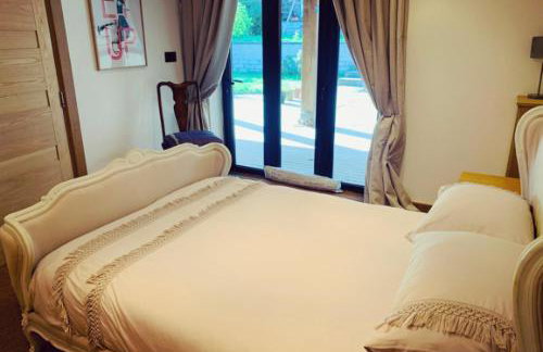 Annie the Annex, A self contained home from home fully equipped space with street parking - Foto 1