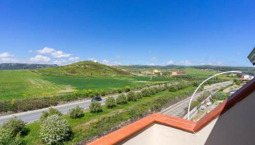 Luxury and Comfort in a Sea View Apartment - Foto 4