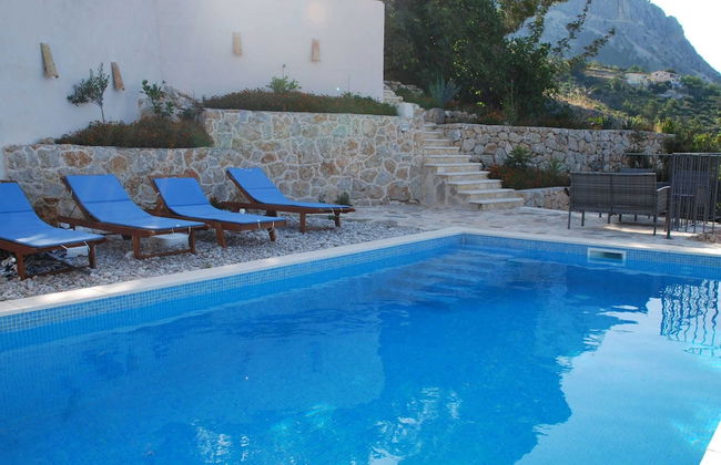 Villa in Podgora With Pool Near Beach - Foto 1