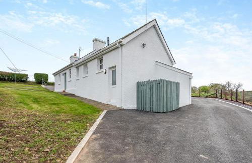 Maesyrhaf - Photo 23