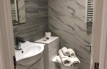 Hendon Basement Studio - Photo 7