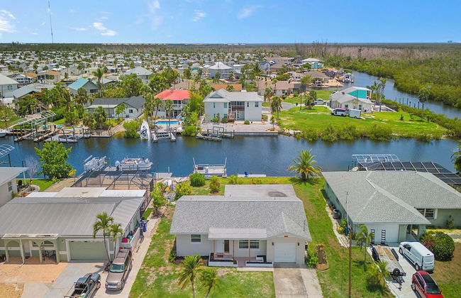 Salty Sunrise - Photo 18