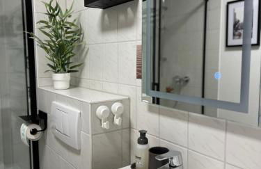 Stilvoll-Fewo mit Garten - Photo 15