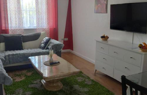 Apartment - Sleeps 5 - Parking - Station Close - Foto 17