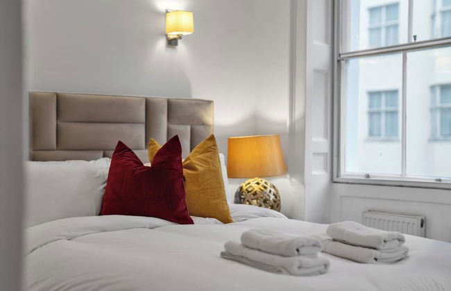 The Hertford Boutique - Photo 18