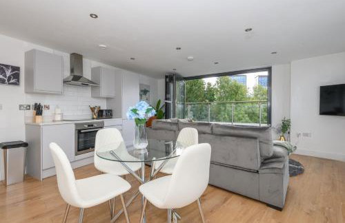 Luxury Penthouse with Private Hot Tub Overlooking Leeds City Centre - Foto 47