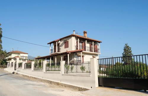 Villa Tuscany 8 away from Veria - Photo 29