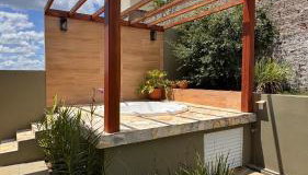 Casa com Jacuzzi Privativa Relaxamento Total em Águas de São Pedro - Foto 3