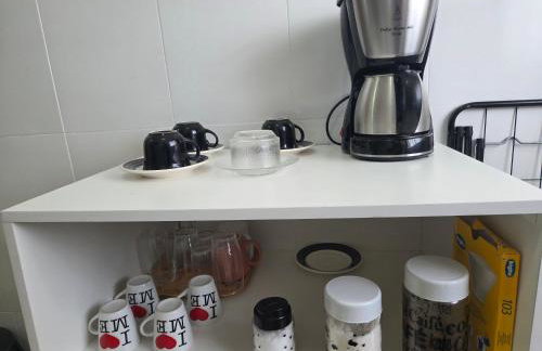 AP centro ao lado do comércio piscina quartos com ar condicionado e estacionamento - Foto 36