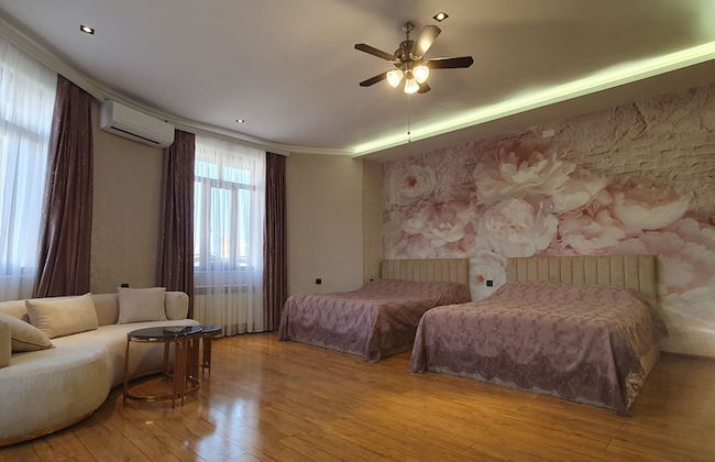 The Pearl of Nizami Street - Foto 3