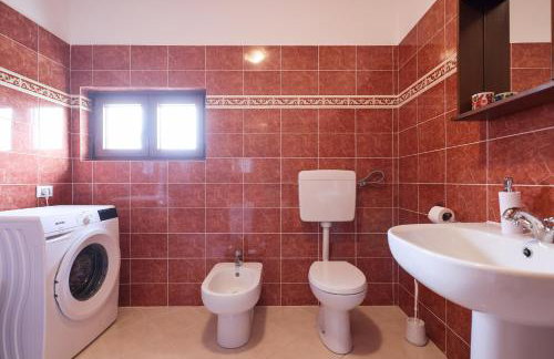 Villa Ena with Pool & Jacuzzi - Photo 33