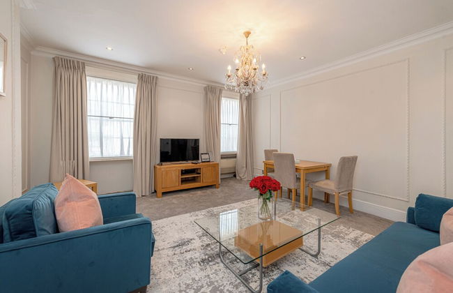 17 Hertford Street - Photo 16