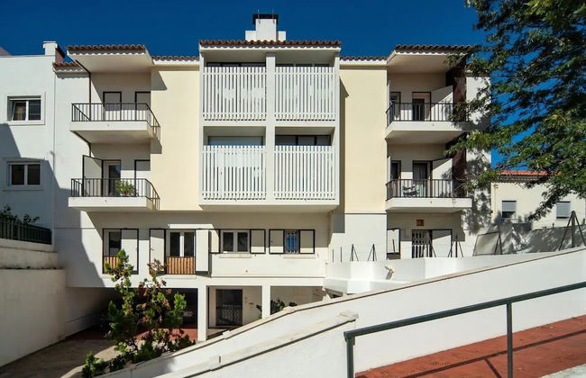 Coastal Comfort: Apartment Retreat By The Sea - Photo 11