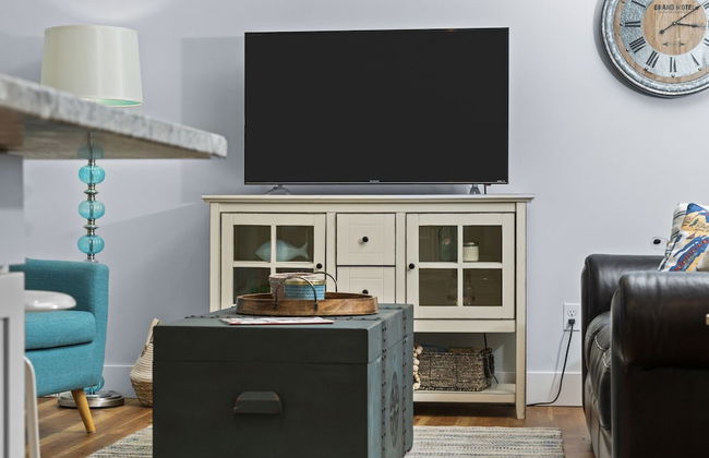 The Heart of TC 2BDR Condo Unit 115 - Foto 24