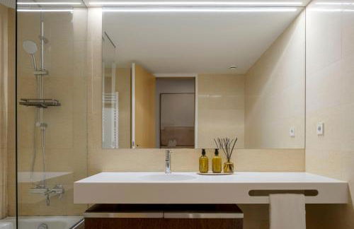 SONIA Travels - Photo 76