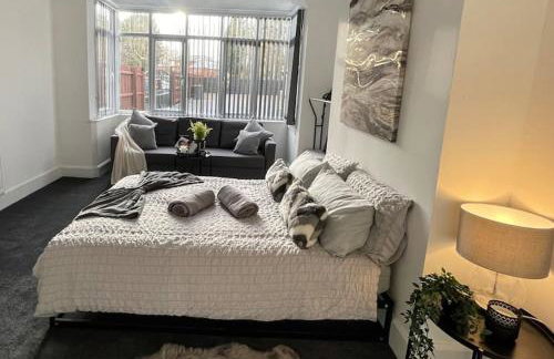 Casa Lobo's Beautiful Suites Apartment 1 free offroad parking - Foto 44