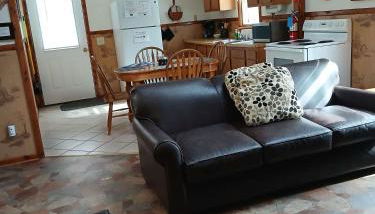 Deluxe Cabin #8 with Jacuzzi on Patoka Lake in Southern Indiana - Foto 5