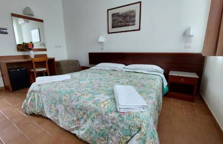 Hotel Villalago trasimeno - Photo 28