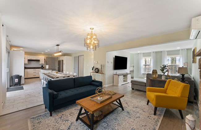 Amazing Vacation House In Poconos~hottub~game Room 6 Bedroom Home - Foto 1