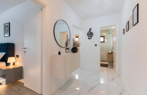 Beautiful Home In Kamenmost With Wifi - Foto 19