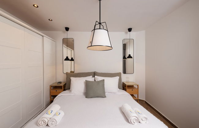 Xuru Stays I Jacuzzi Studios @ The Pyramids - Foto 31