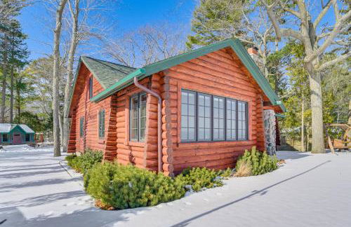 Steps to Lake Huron! Family Outdoorsy Getaway - Foto 24